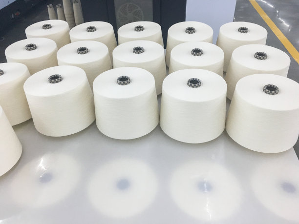 纺织厂的棉纱卷图片下载