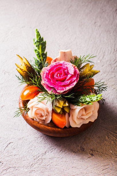 男子切菜图片下载