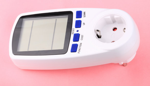 粉红色背景上的数字电能表图片下载