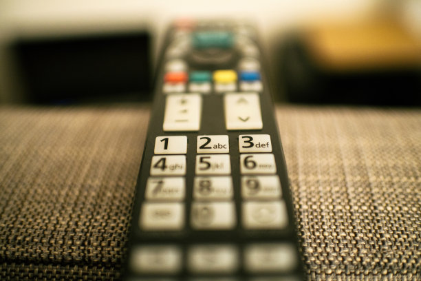 现代黑色遥控器图片下载