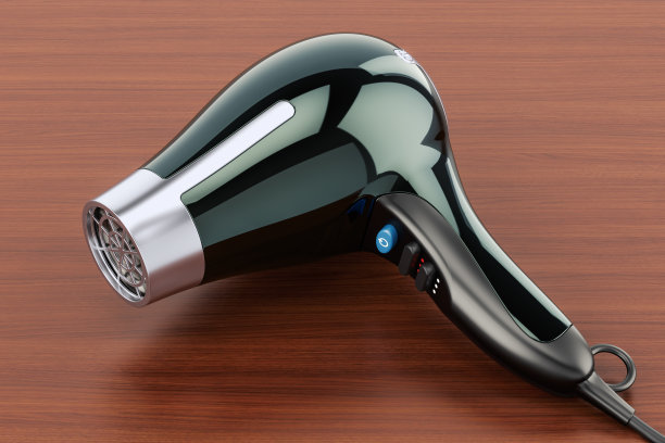 吹风机放在木桌上。三维渲染图片下载