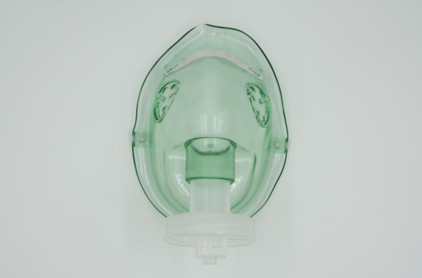 医用吸入器面罩，文件背景为白色，有剪切路径图片下载