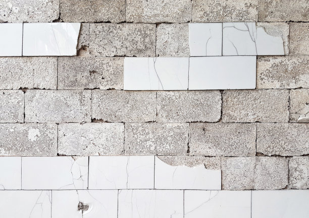 白色瓷砖墙面纹理破损破损图片下载