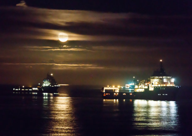 月光下的香港仔湾图片下载