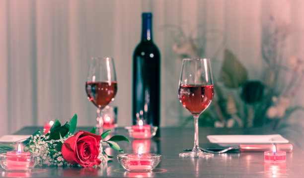 浪漫的晚餐图片下载