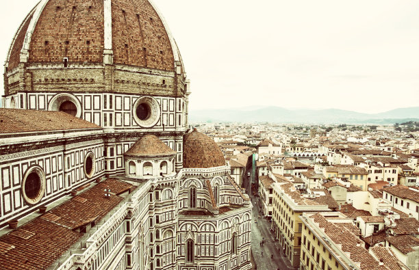 意大利佛罗伦萨的圣玛丽亚大教堂，旧过滤器图片下载