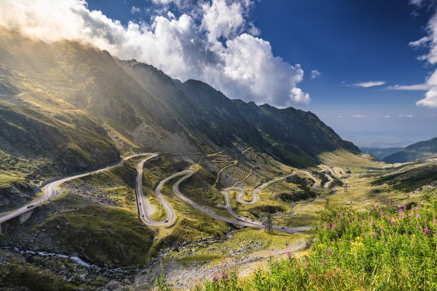 transagarasan公路，可能是世界上最美丽的公路，欧洲，罗马尼亚(transagarashan)图片下载