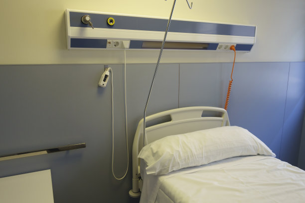 医院里的空床图片下载