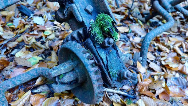 古老的农业设备图片下载