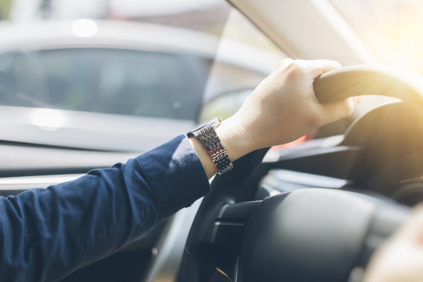 驾驶汽车图片下载