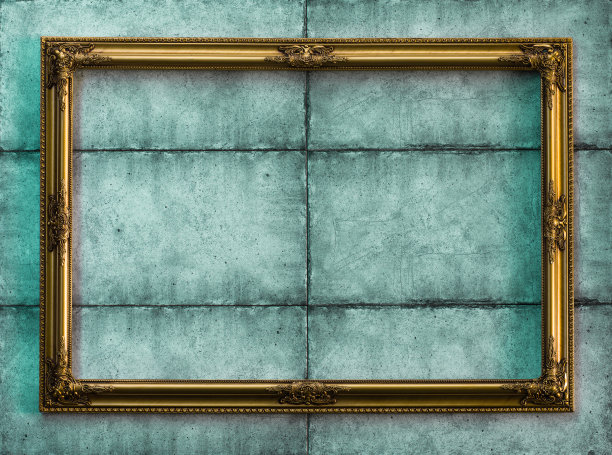 绿色墙壁上的维多利亚式巴洛克风格的金色框架图片下载