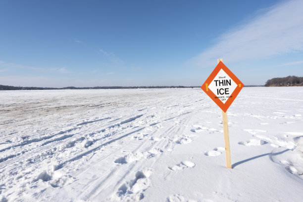 薄冰标志图片下载