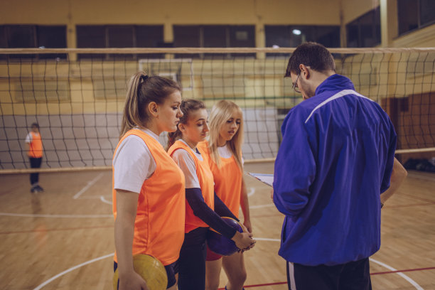 教练和球员图片下载