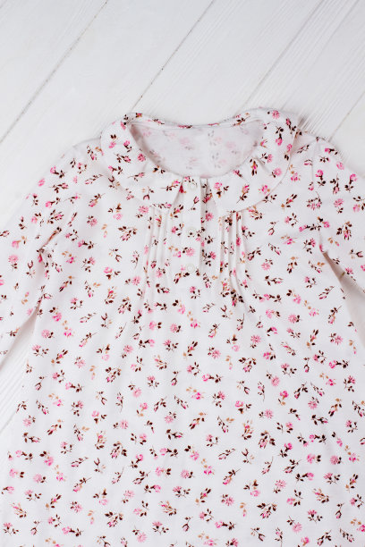 很棒的花睡衣裙图片下载