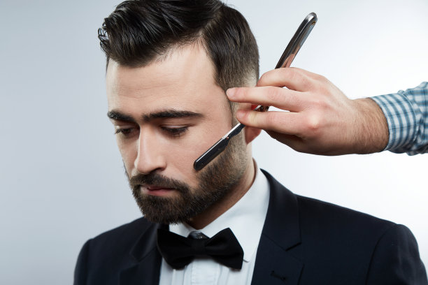 男人的手长出了胡子图片下载