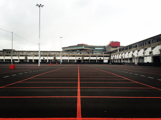 空停车场视角图片下载