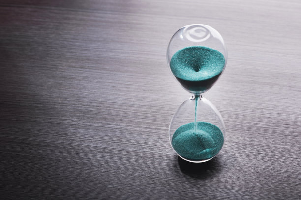 沙漏，沙漏里有沙子图片下载