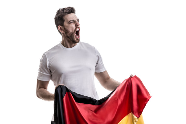 德国男运动员/粉丝在白色背景下庆祝图片下载