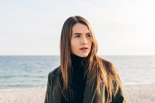 海滩时尚图片素材ID：304780044