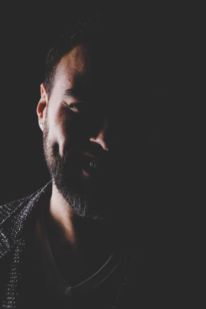 人微笑图片下载