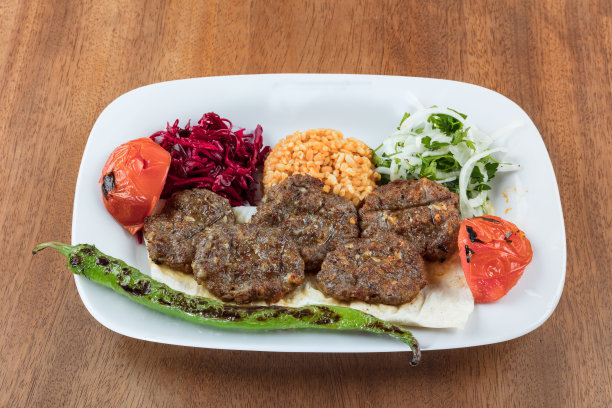 土耳其风格的肉丸图片下载