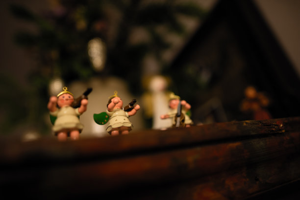 天使奏圣诞音乐图片下载