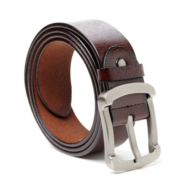 白色背景上的棕色皮带图片下载