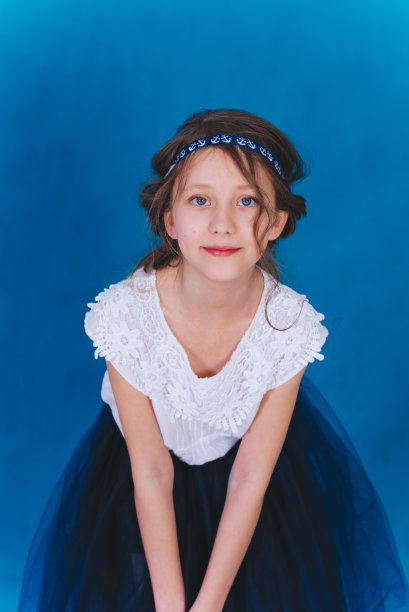 在工作室的童年素材图片