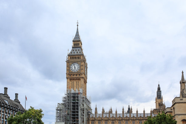 大本钟正在建设中图片下载