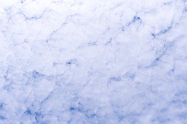 云和蓝天。图片下载