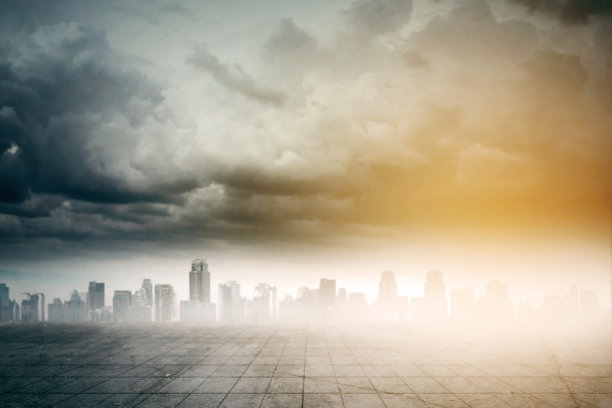 日落日的城市景观图片下载