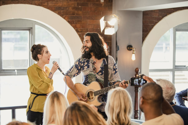 婚礼上的娱乐图片下载