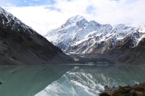 几何反射图片下载