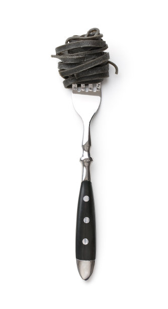 黑色面条图片下载