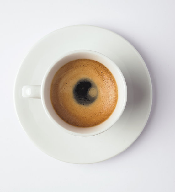 白色背景上的浓咖啡杯图片下载