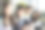 一组青少年学生在学校学习图片下载