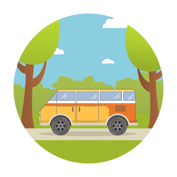 旅游巴士以平直的方式沿着森林道路行驶。房车在乡村森林景观。图片下载