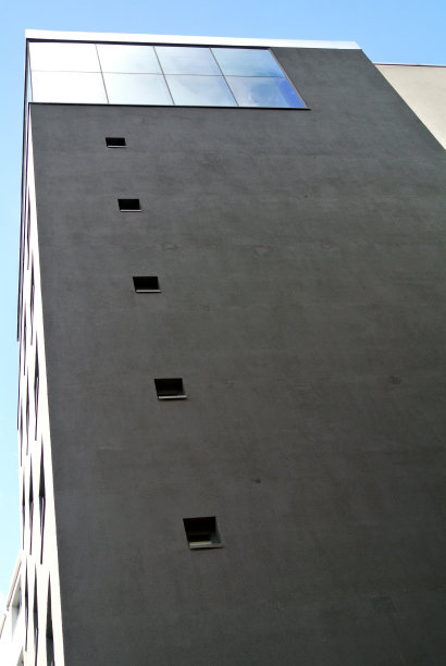 黑色的建筑图片下载