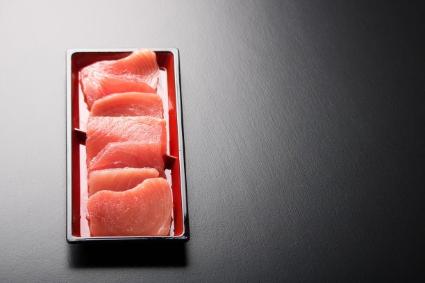 金枪鱼生鱼片图片下载