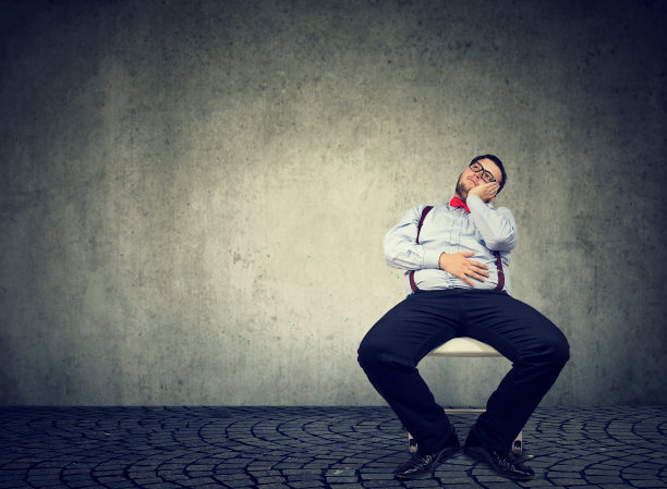 做白日梦的胖子懒惰图片下载