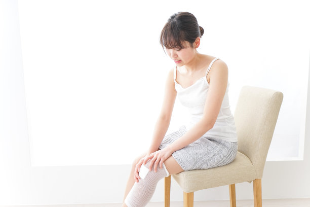 腿受伤的图片图片下载