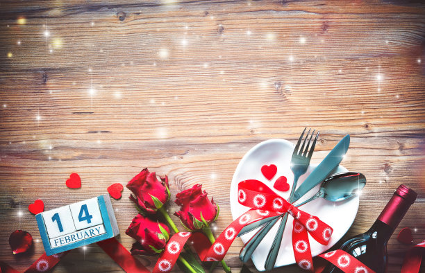 情人节餐桌摆设图片下载