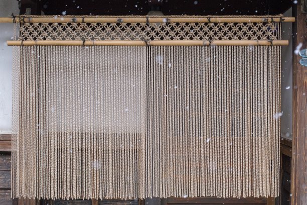 一根绳子窗帘图片下载