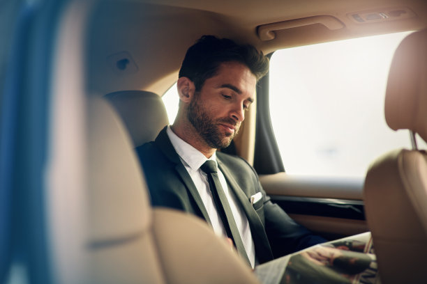 在去办公室的路上图片下载