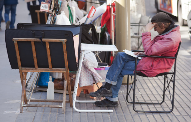 思想的画家图片下载