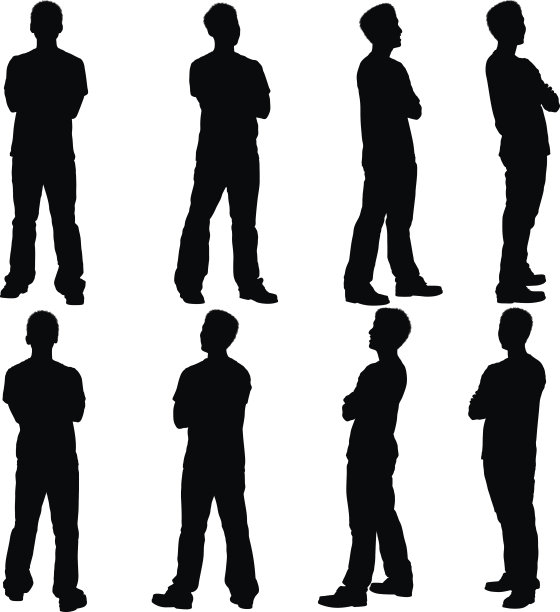 人们交叉着双臂图片下载