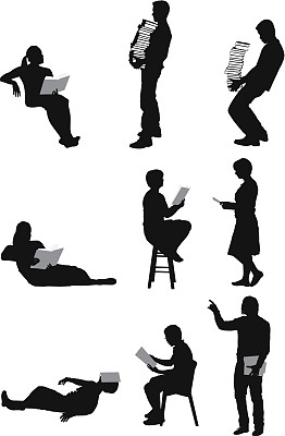 人们拿着书的剪影图片下载