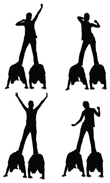 一个站在朋友背后的女人图片下载