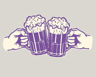 两瓶啤酒欢呼图片下载