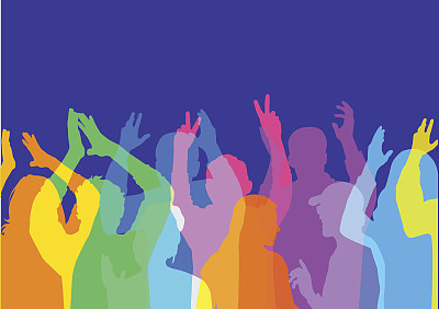 观看音乐或体育活动的人群图片下载